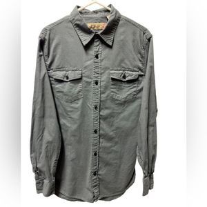 Red snap , long sleeve shirt , gray black , size medium